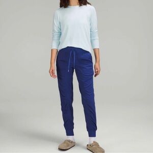 Lululemon Dance studio Mid-rise Jogger size 4